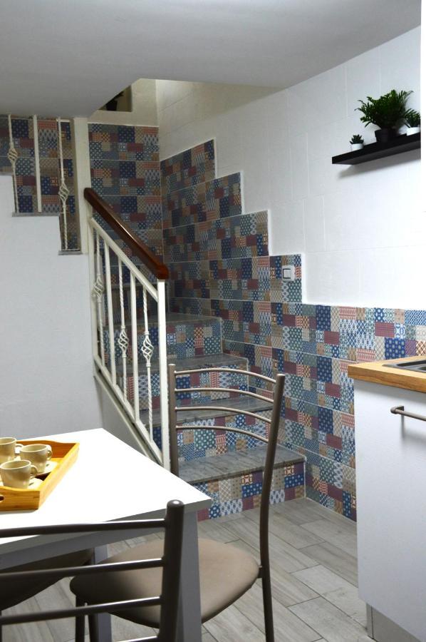 Carmelina 20 Apartment เนเปิลส์ ภายนอก รูปภาพ
