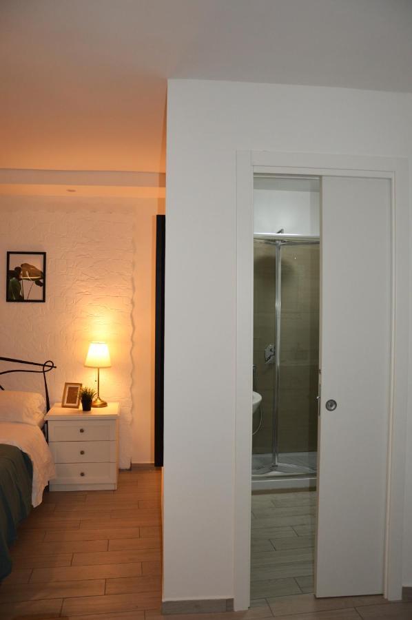Carmelina 20 Apartment เนเปิลส์ ภายนอก รูปภาพ