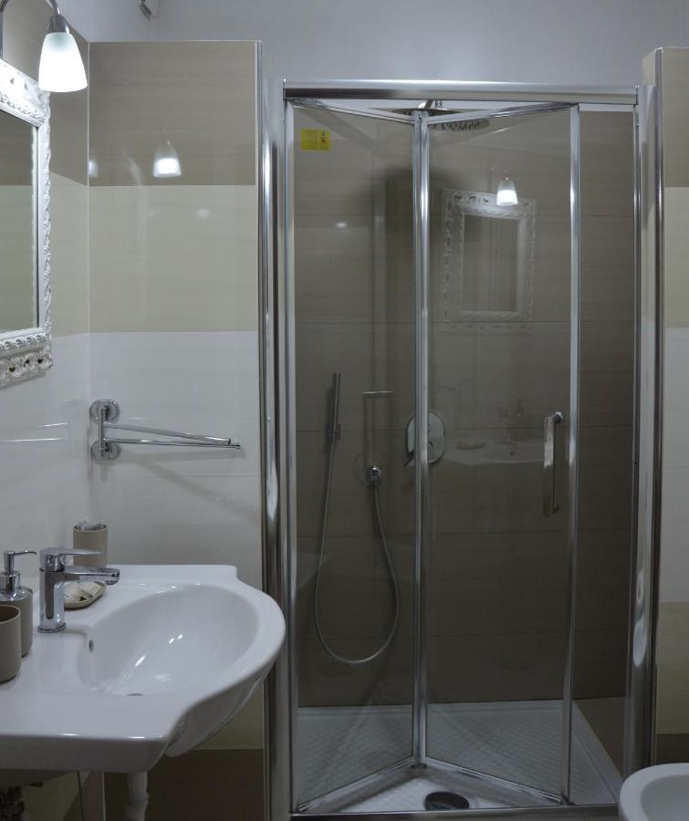 Carmelina 20 Apartment เนเปิลส์ ภายนอก รูปภาพ