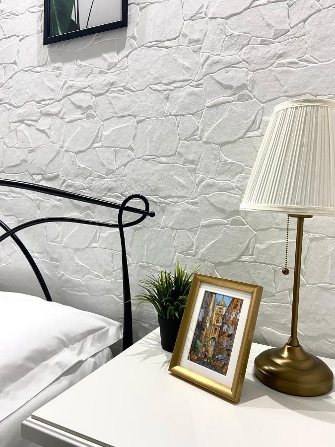 Carmelina 20 Apartment เนเปิลส์ ภายนอก รูปภาพ